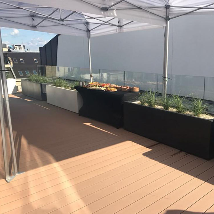 Namioty na imprezy na dachu